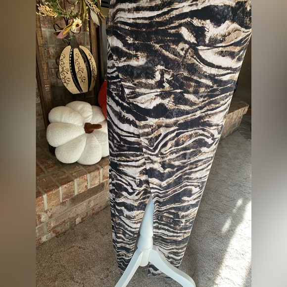 Skirt / Gorgeous Faux Wrap Bodycon Maxi Skirt - Picture 8 of 9